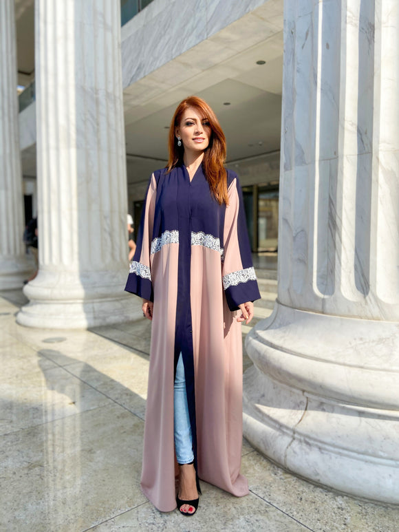 Lace detailed contrast abaya