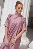 Designed with an embellished-sequin neckline and sleeves this kaftan is having an A-line silhouette. Comes with separate belt. 